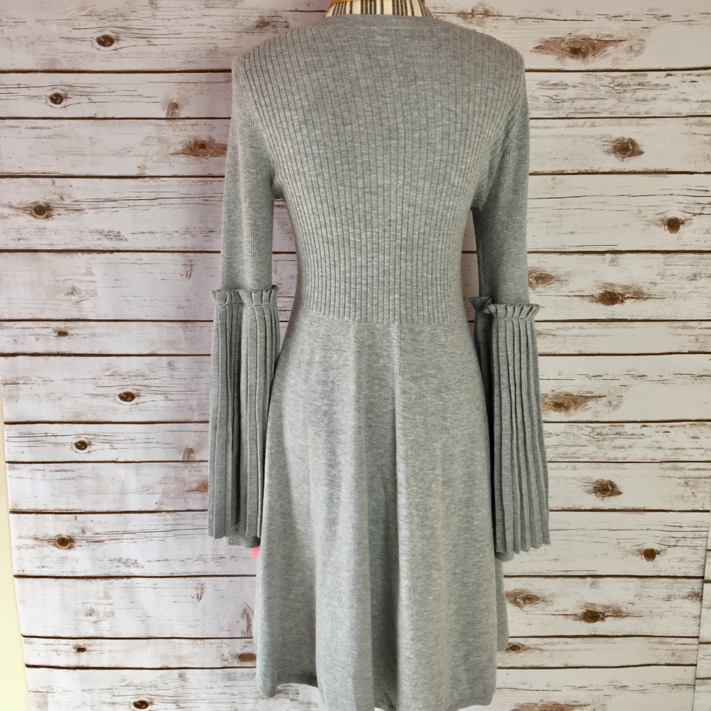 Chelsea28 Gray Sweater Dress Size Medium - Picture 3 of 8